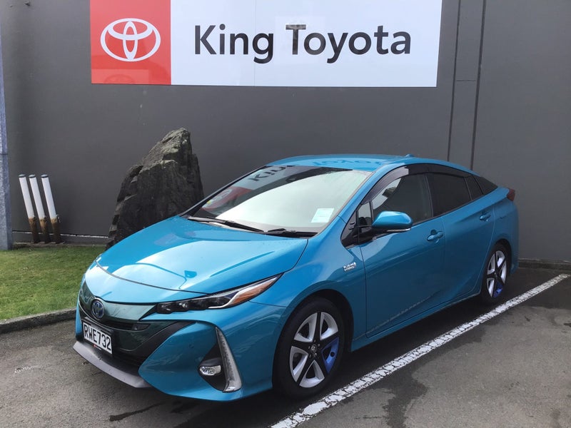 2017 Toyota Prius PHV 1.8 A Premium Plug in Hybrid