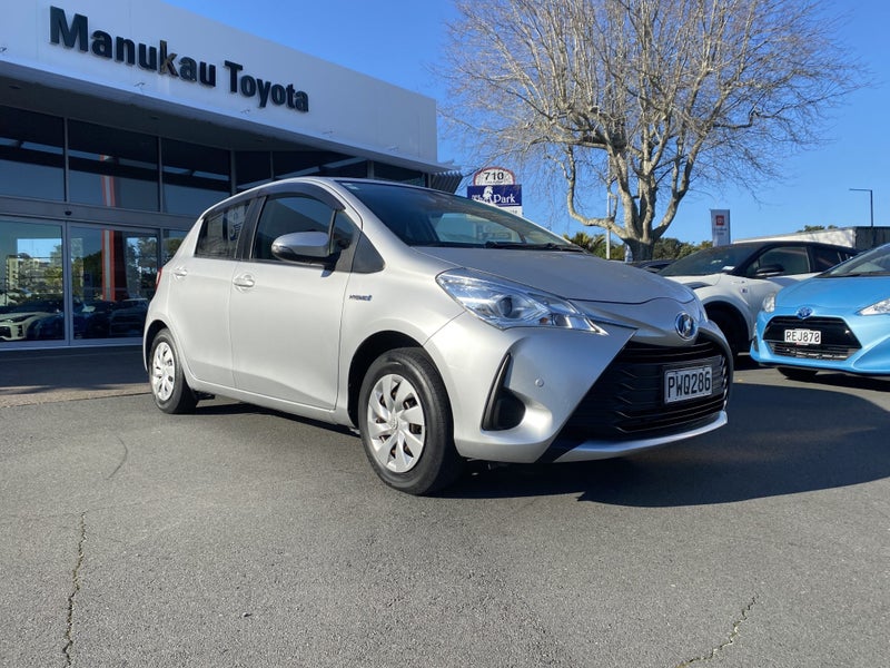 2017 Toyota Vitz 1.5 Hybrid