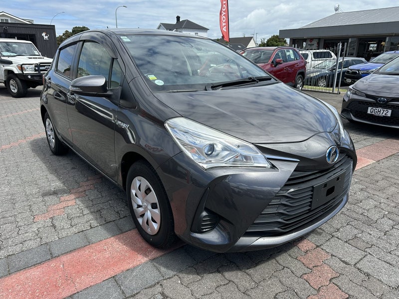 2017 Toyota Vitz 1.5 Hybrid F 5Dr Hatch CVT 2WD -