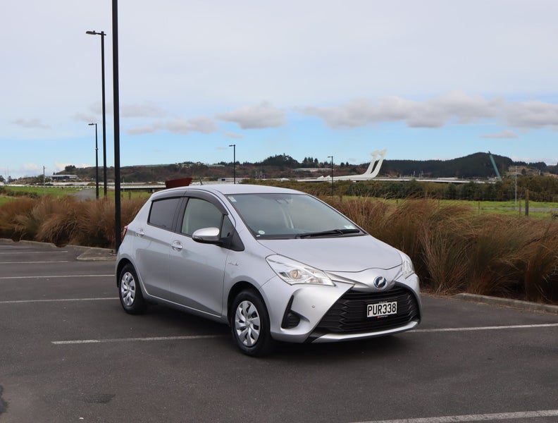 2017 Toyota Vitz 1.5 Hybrid F 5Dr Hatch CVT 2WD