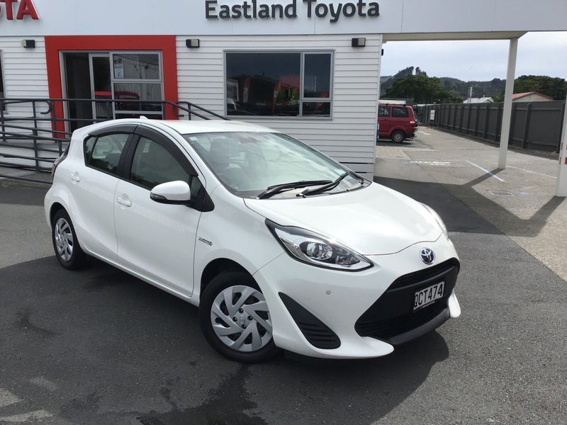 2018 Toyota Aqua 1.5 L Hybrid Hatch