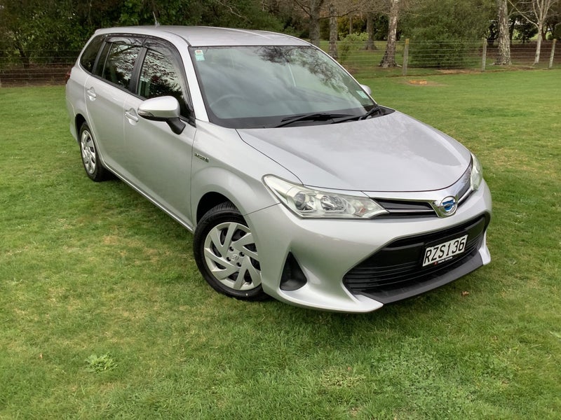 2018 Toyota Corolla Fielder 1.5 Hybrid Electric...