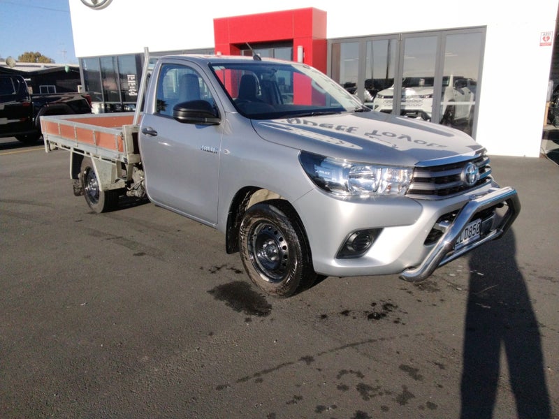 2018 Toyota Hilux 2WD S 2.8DT SINGLE CAB CHASSI...