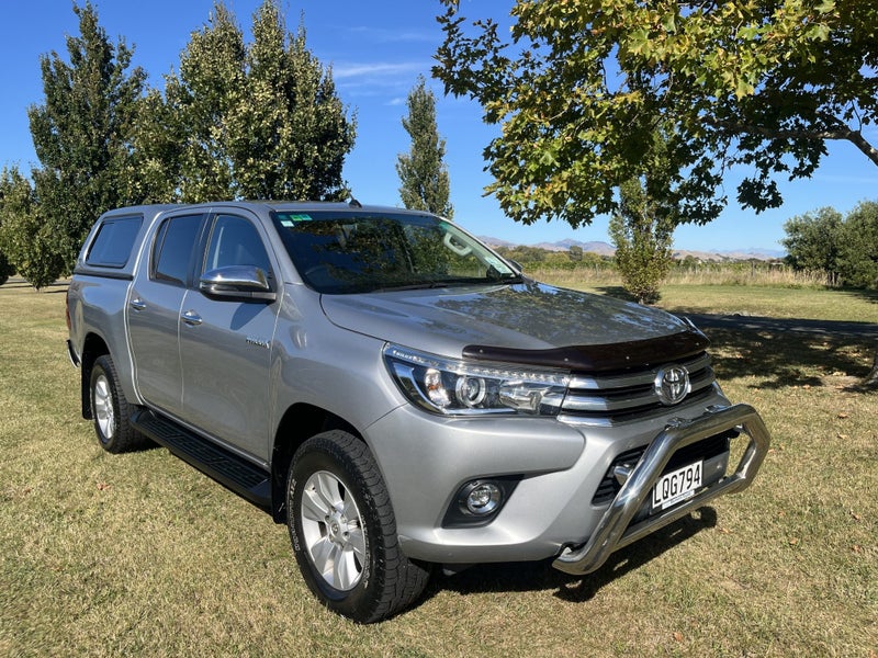 2018 Toyota Hilux 4WD SR5 2.8DT DOUBLE CAB UTE/...