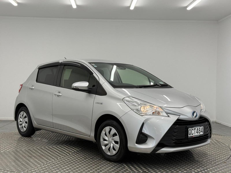 2018 Toyota Vitz 1.5 Hybrid F