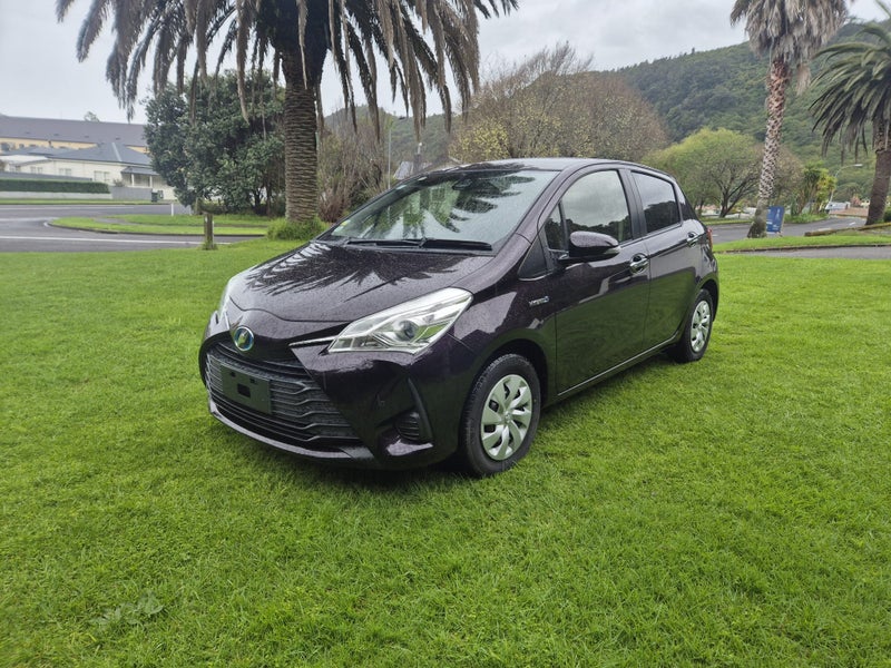 2018 Toyota Vitz 1.5 Hybrid F Safety Edition