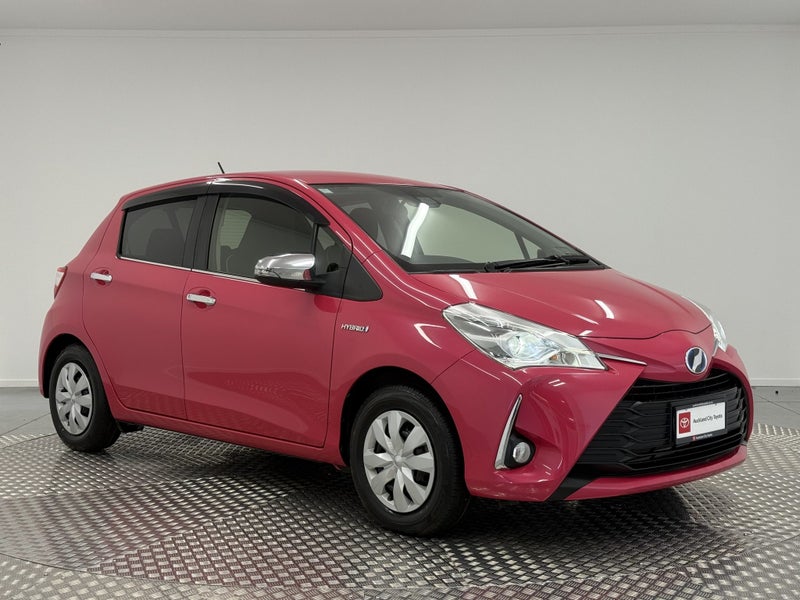 2018 Toyota Vitz 1.5 Hybrid Jewela
