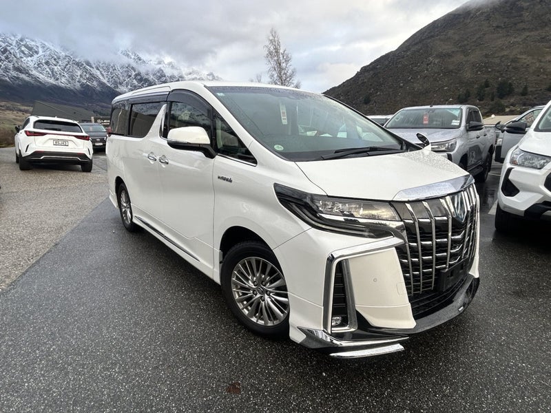2019 Toyota Alphard Hybrid