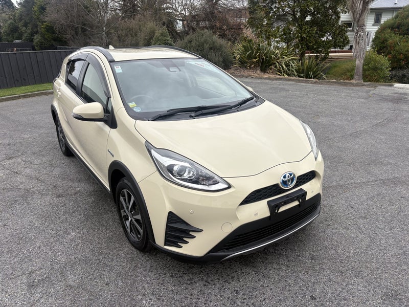 2019 Toyota Aqua 1.5 Hybrid Crossover 5 Dr Hatc...