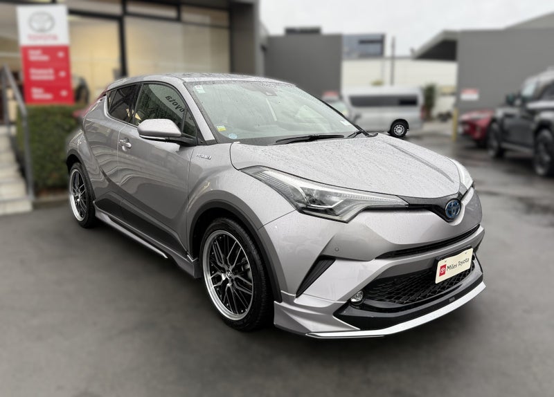 2019 Toyota C-HR Hybrid G, Leather