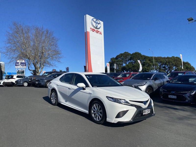 2019 Toyota Camry SX 2.5P Hybrid Sedan