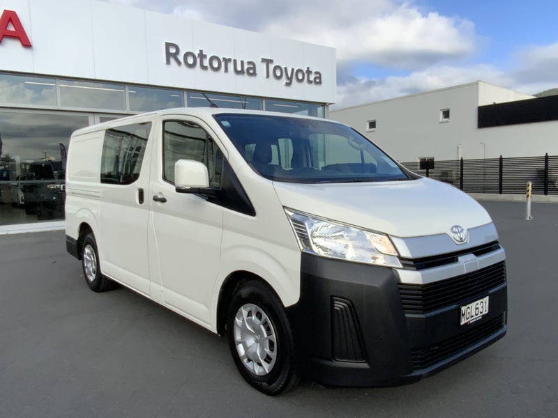 2019 Toyota Hiace NZ New 5- Seater !!