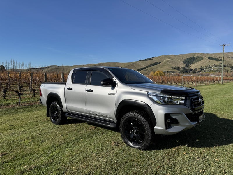 2019 Toyota Hilux SR5 CRUISER 2.8DT 6AT 4WD DCW...