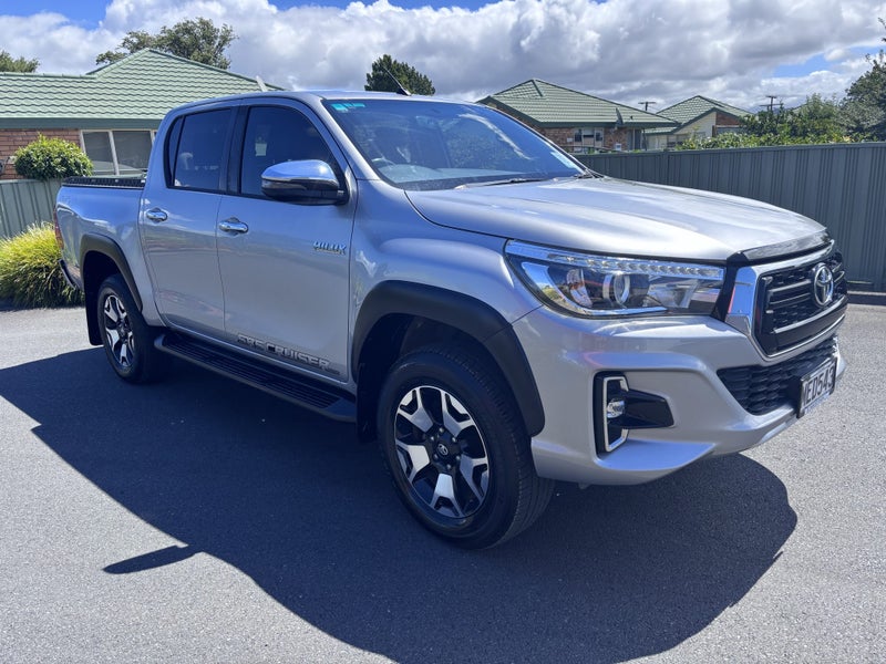 2019 Toyota Hilux SR5 CRUISER 2.8DT 6AT 4WD DCW...