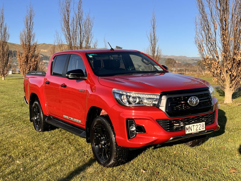 2019 Toyota Hilux SR5 CRUISER 2.8DT 6AT 4WD DCW...