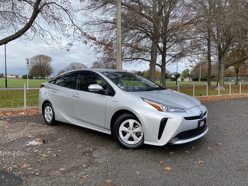 2019 Toyota Prius 1.8L Hybrid FWD