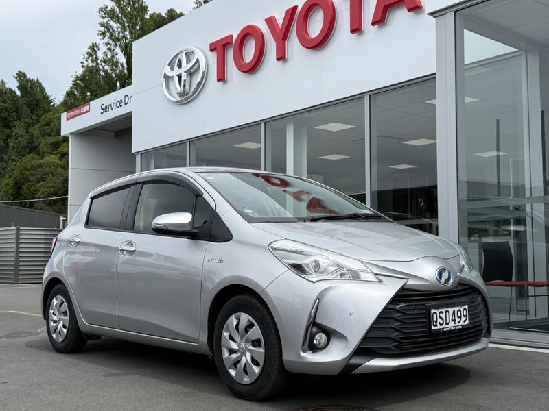 2019 Toyota Vitz 1.5 Hybrid F