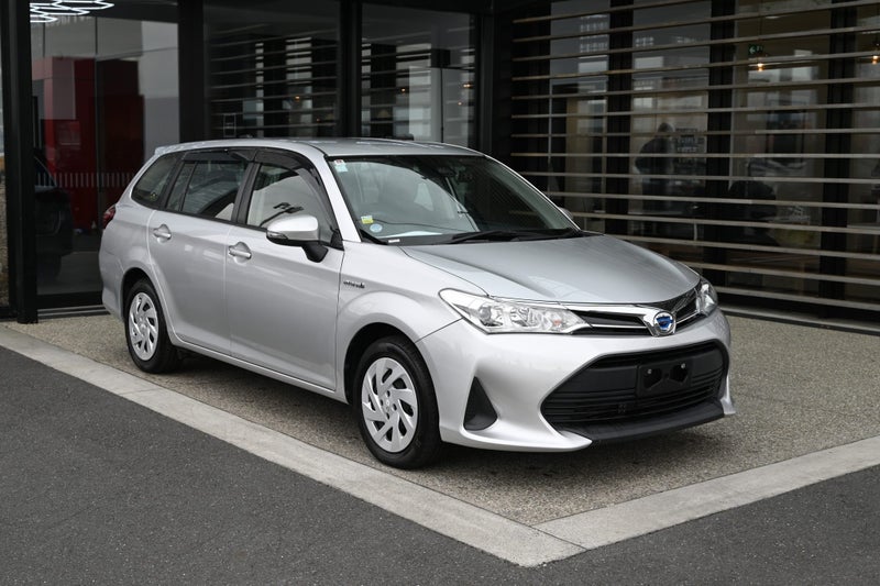 2020 Toyota Corolla Fielder 1.5 Petrol Hybrid F...