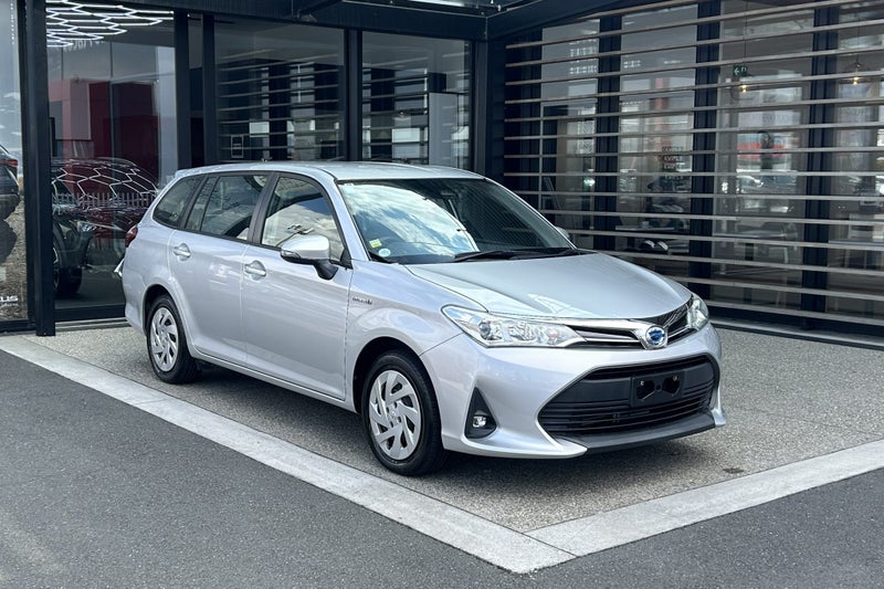 2020 Toyota Corolla Fielder 1.5 Petrol Hybrid F...