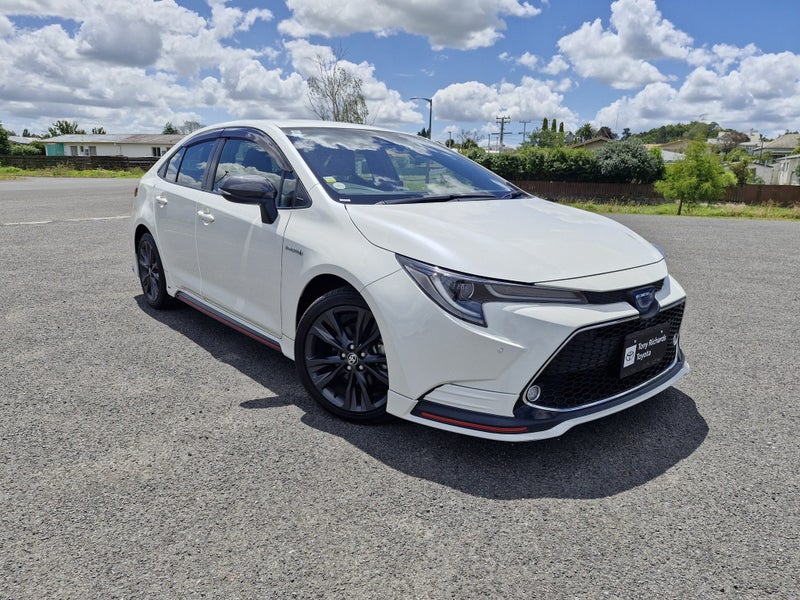 2020 Toyota Corolla Hybrid 1.8 Sedan 4 Dr CVT 2...