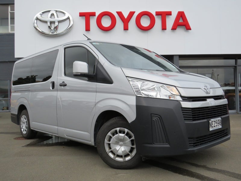 2020 Toyota Hiace ZR 2.8DT