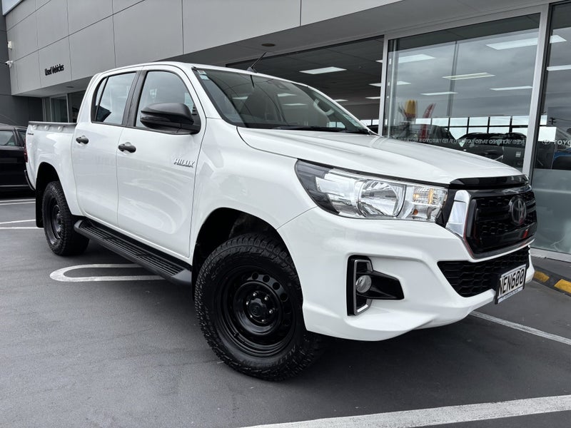 2020 Toyota Hilux SR 2.8 DIESEL WORKHORSE