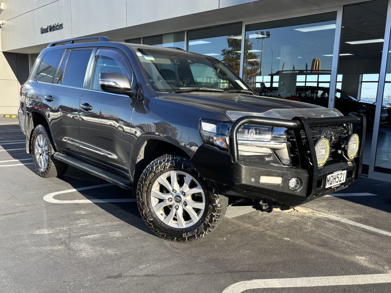 2020 Toyota Land Cruiser Landcruiser VX Limited...