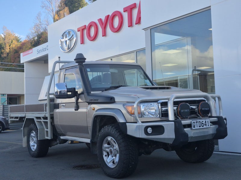 2020 Toyota Land Cruiser LX 4.5DT 4WD 5Manual