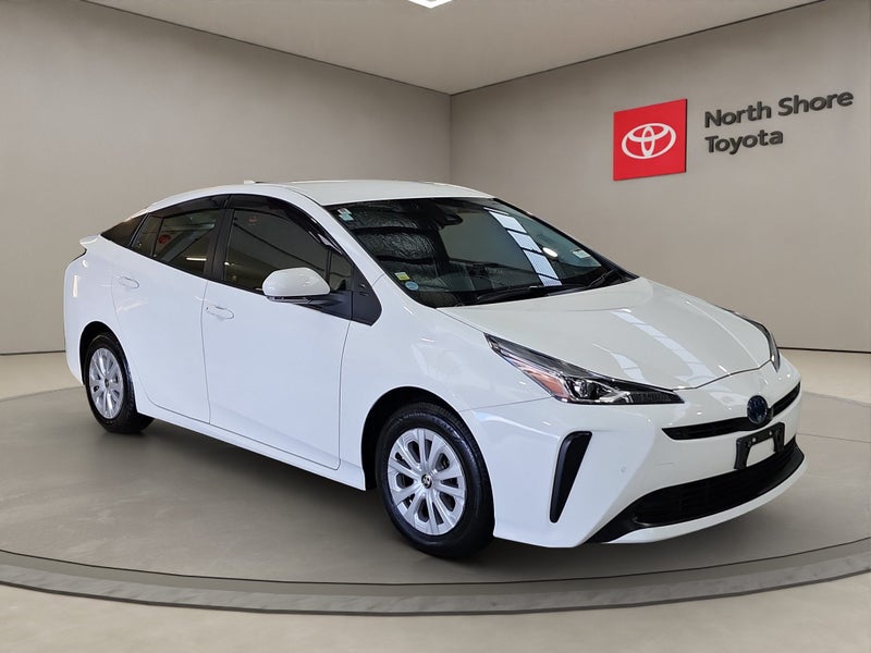 2020 Toyota Prius 1.8L Hybrid S FWD Hatchback