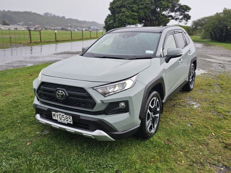 2020 Toyota RAV4 Adventure 2.5P 8AT AWD SUV/5D/5S