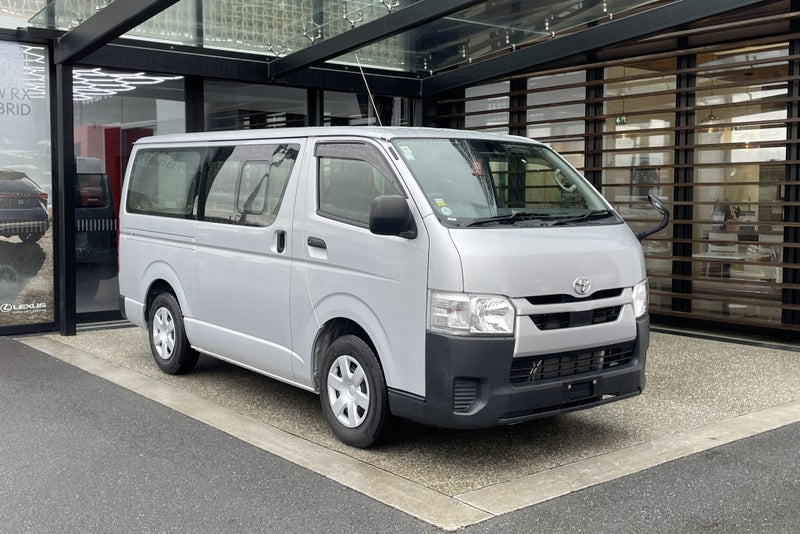 2020 Toyota Regius ACE DX 2.8 Turbo Diesel RWD Van