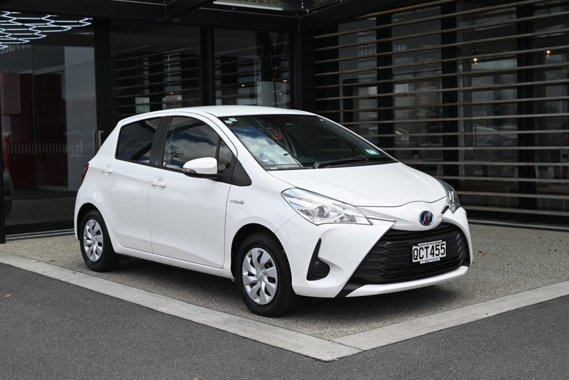 2020 Toyota Vitz 1.5 Petrol Hybrid F FWD Hatchback