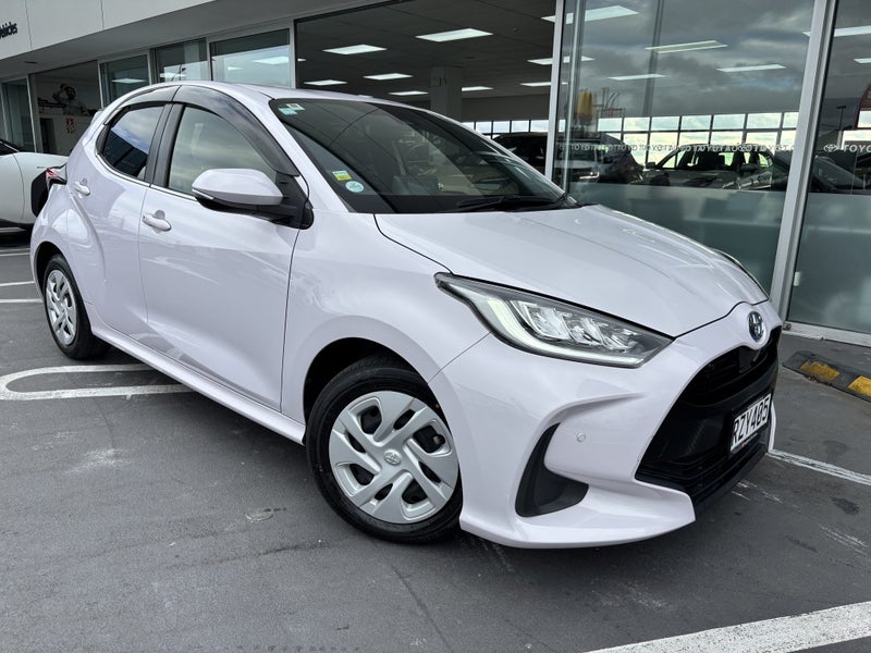 2020 Toyota Yaris 1.5 Hybrid Z 5 Dr Hatch CVT 2...
