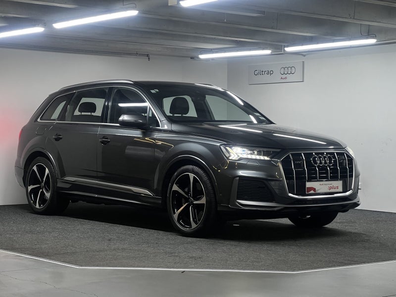 2021 Audi Q7 50 TDI quattro (210 kW)