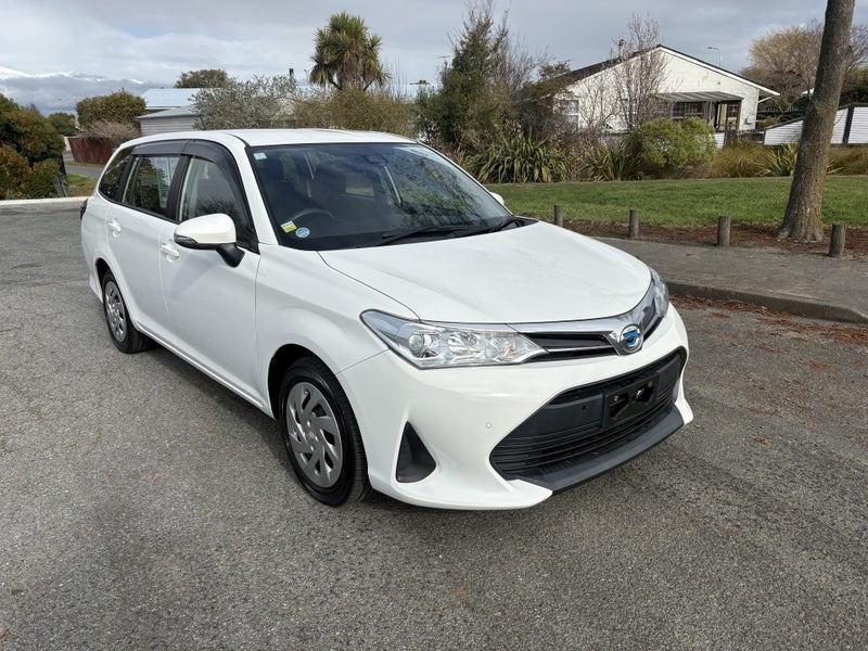 2021 Toyota Corolla Fielder 1.5 Hybrid EX 5 Dr...