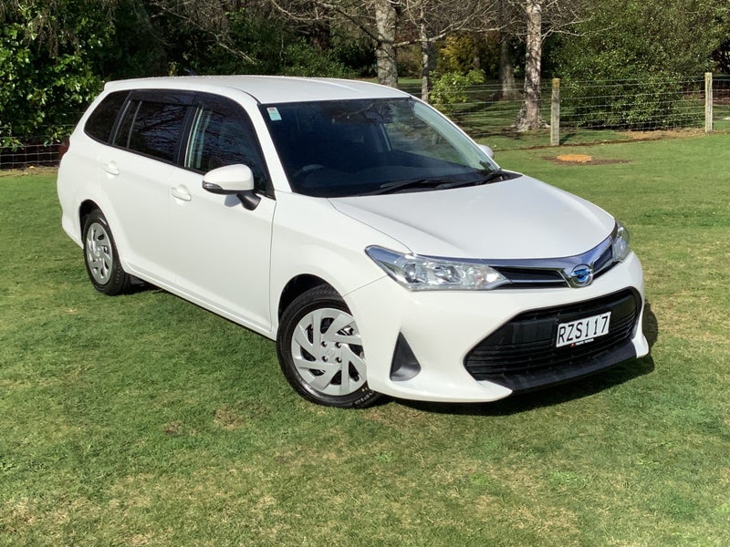 2021 Toyota Corolla Fielder 1.5L Hybrid Electri...