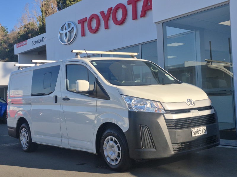 2021 Toyota Hiace ZR 2.8DT 5 Seat Auto