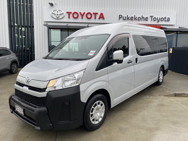 2021 Toyota Hiace ZX 2.8DT 6AT 10 Seater Minibus