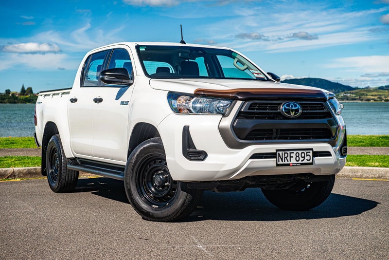 2021 Toyota Hilux SR 2.8DT 6AT 2WD