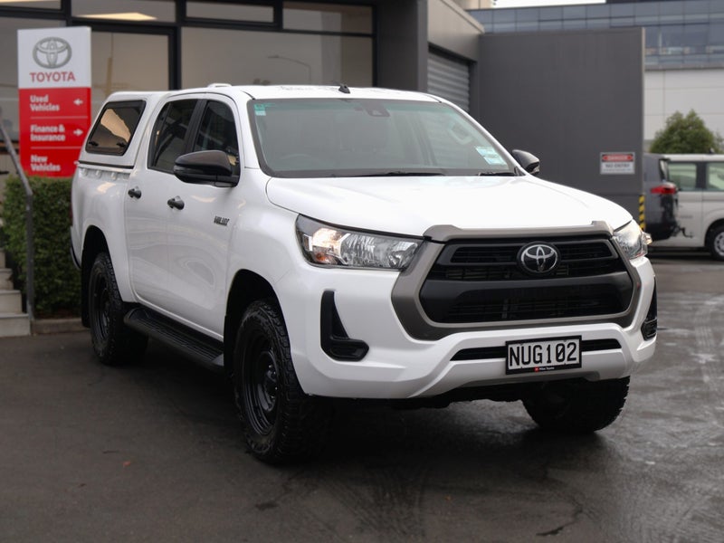 2021 Toyota Hilux SR AUTOMATICH 4WD/4X4
