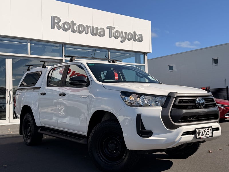 2021 Toyota Hilux SR - One owner from new & Cer...