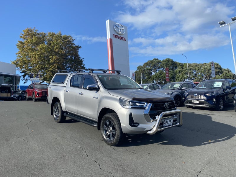 2021 Toyota Hilux SR5 2.8DT 6MT 4WD