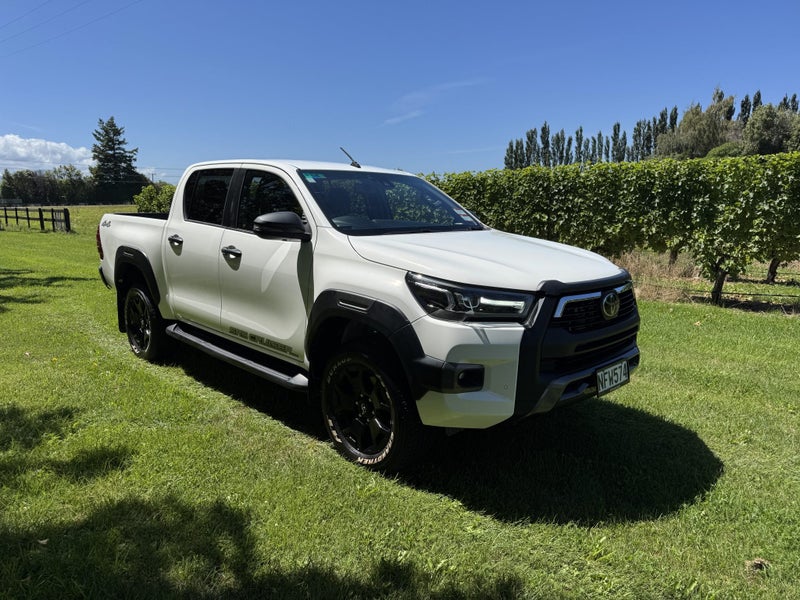 2021 Toyota Hilux SR5 CRUISER 2.8DT 6AT 4WD DCW...