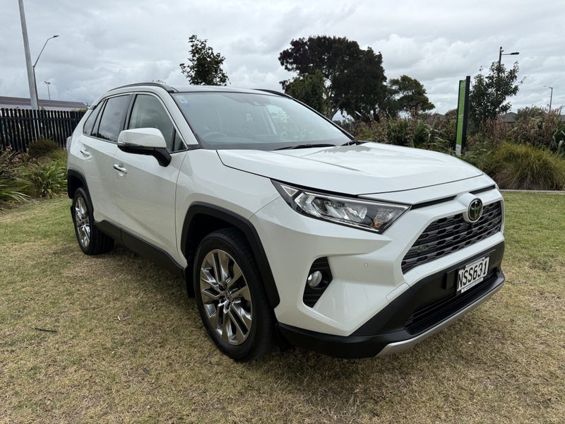 2021 Toyota RAV4 Limited 2.0P FWD Automatic SUV