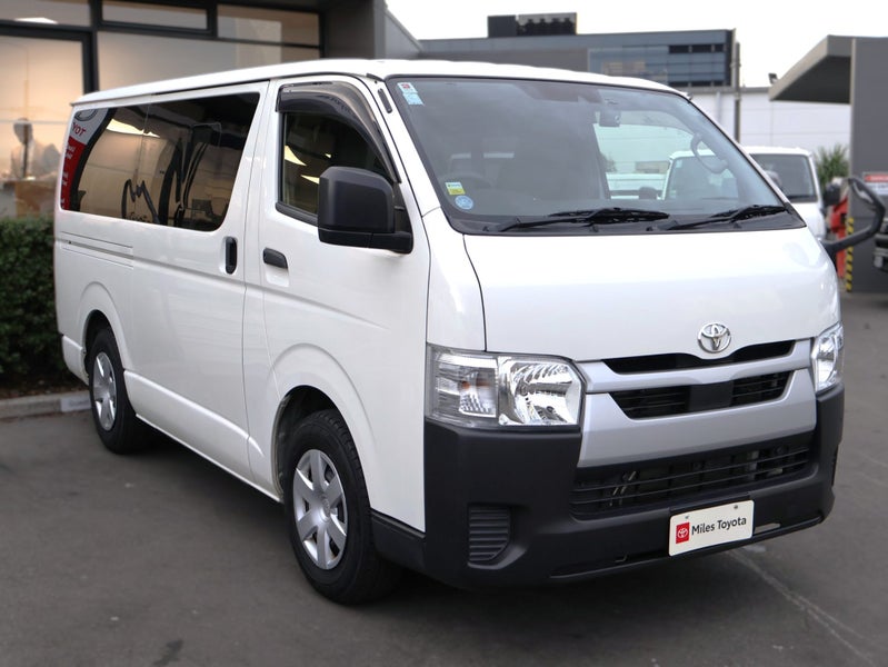 2021 Toyota Regius Hiace DIESEL DX GL, Auto