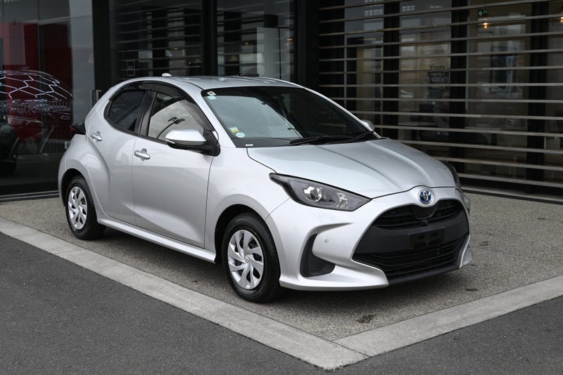 2021 Toyota Yaris 1.5 Petrol Hybrid X FWD Hatch...