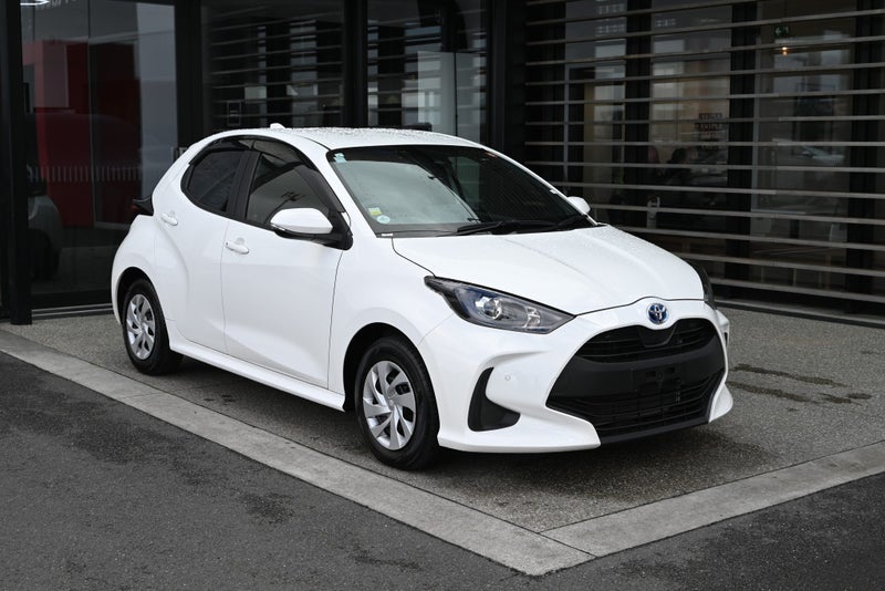2021 Toyota Yaris 1.5 Petrol Hybrid X FWD Hatch...