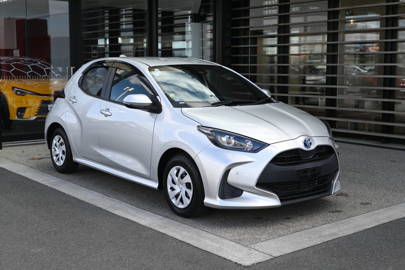2021 Toyota Yaris 1.5 Petrol Hybrid X FWD Hatch...