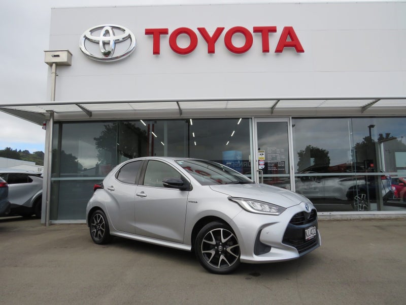 2021 Toyota Yaris ZR 1.5P HV ECVT FWD HB
