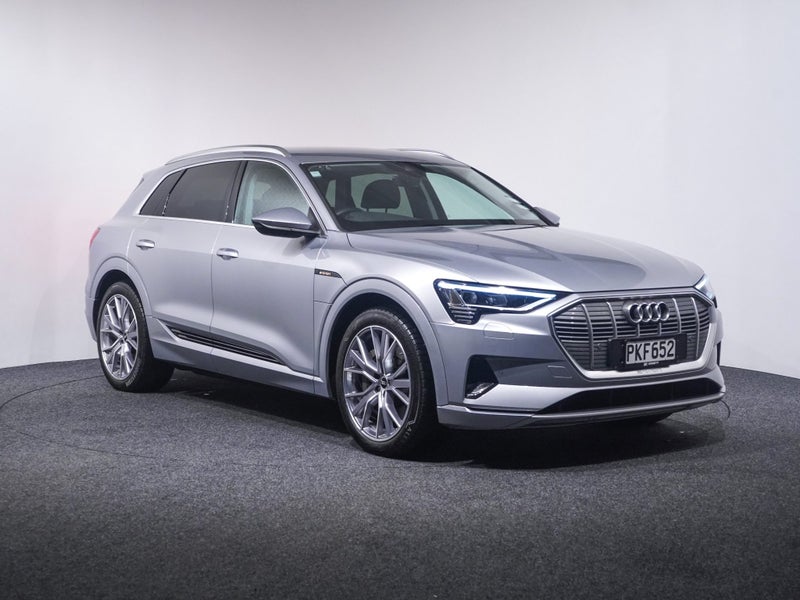 2022 Audi e-tron 55 300kW quattro